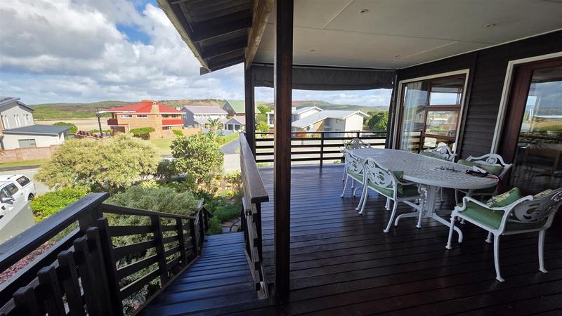 4 Bedroom Property for Sale in Klein Brak Western Cape